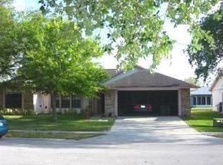 135 Twin Lakes Rd, Melbourne, FL 32901