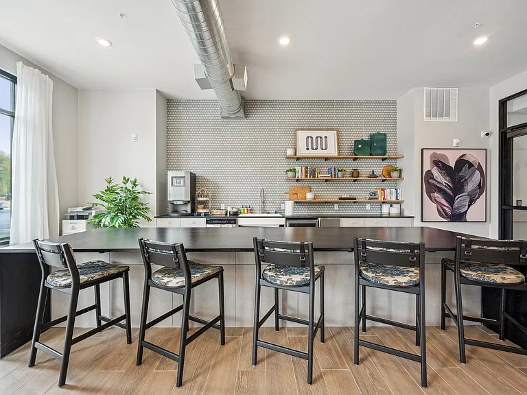 The Quarry Luxury Apartments — Photo 29