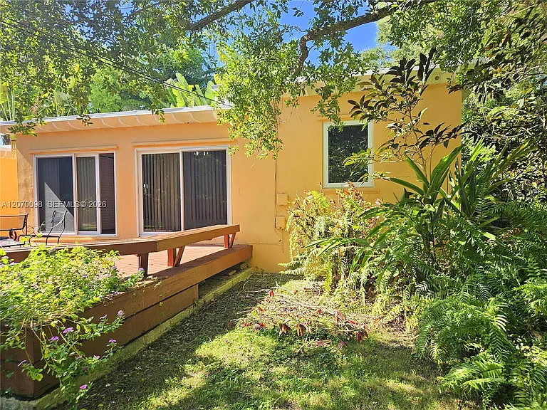 6624 SW 78th Ter — Photo 35