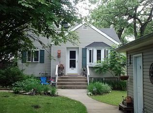 3006 Charlotte Ave, McHenry, IL 60050