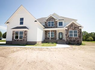 608 NW Northwest Backwoods Rd, Moyock, NC 27958