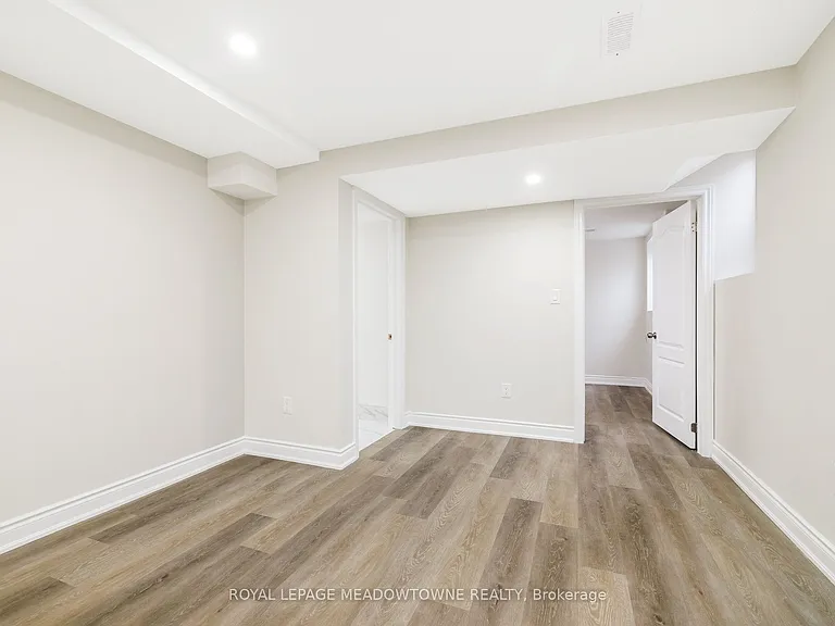 1603 Hume Way #BASEMENT — Photo 16