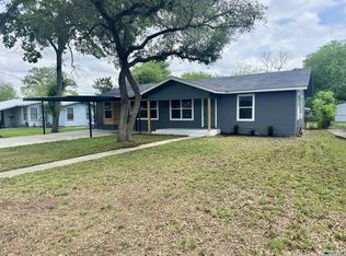 629 Melrose St, Seguin, TX 78155