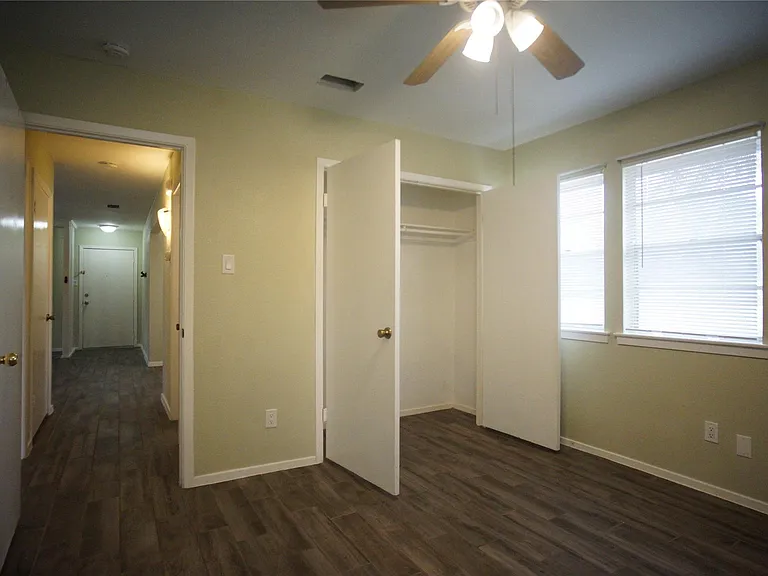12725 Dakota Ln #B — Photo 15