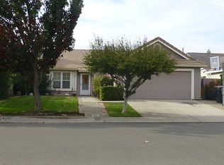 401 Melbourne Dr, Modesto, CA 95357