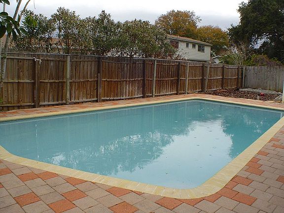 2nd image of 4808 Wynwood Dr