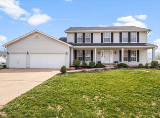 231 Alexandria Dr, Saint Charles, MO