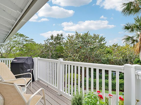 3rd image of 8029 SE Little Harbor Drive #4