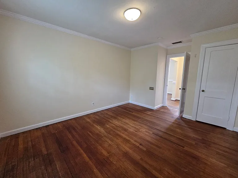 7420 Hampton Blvd — Photo 15