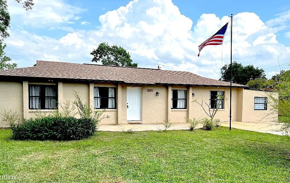 1st image of 4475 Kingsville Dr #3