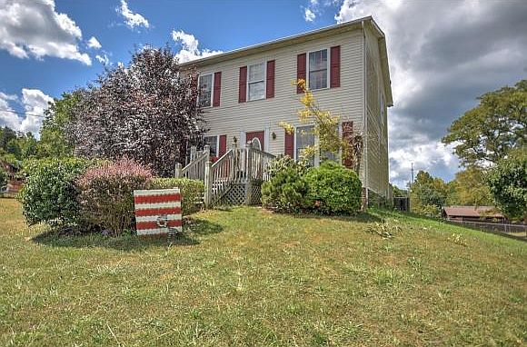 1st image of 108 Wild Rose Ln