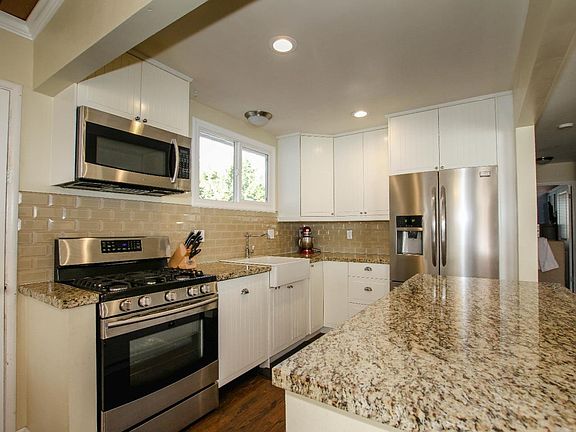 2nd image of 4928 Bel Canto Dr