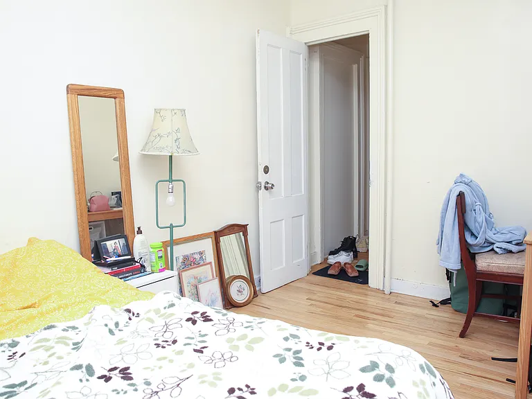 54 Vernon St #1 — Photo 6