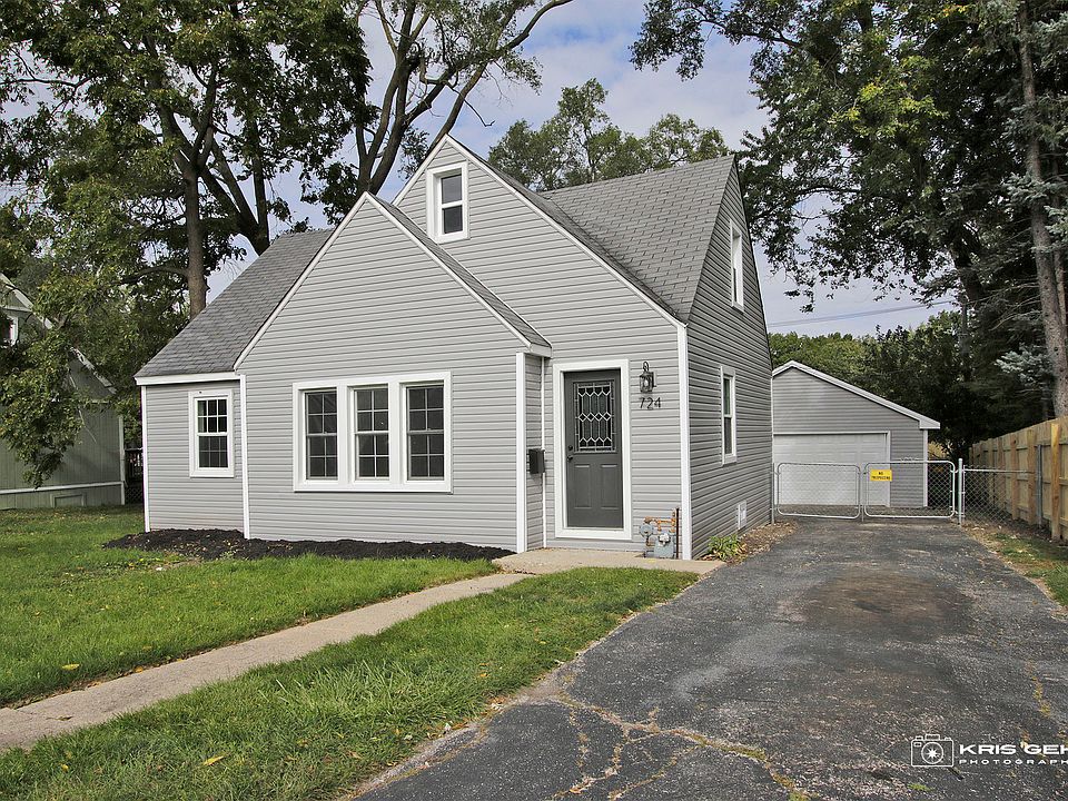 724 Mohawk Dr, Round Lake Heights, IL 60073 Zillow