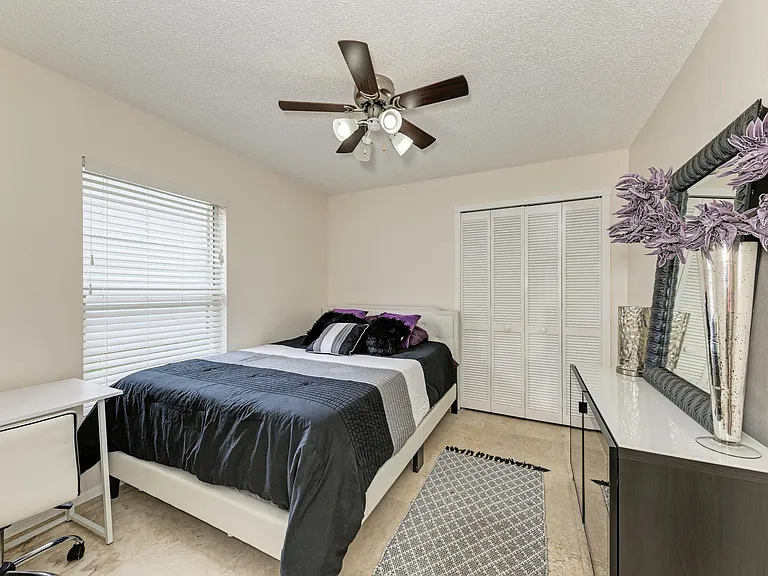 9705 Fredericksburg Rd — Photo 8