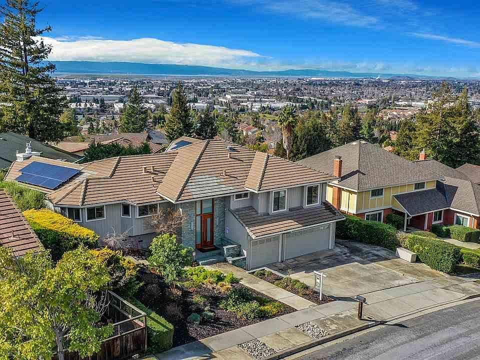1st image of 44477 Parkmeadow Dr