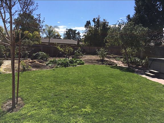 4th image of 10405 Brewer Ave