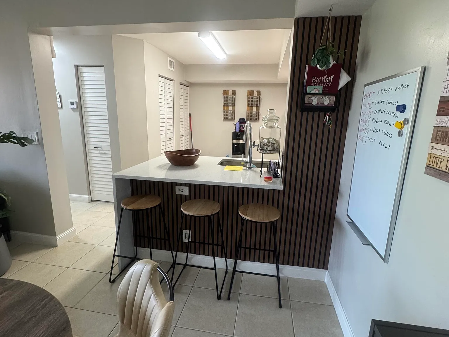 5741 Riverside Dr — Photo 2
