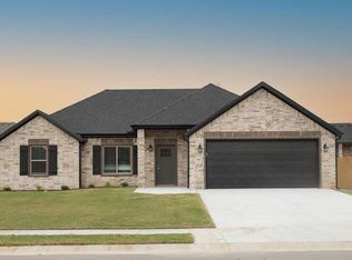 1708 Charismatic Dr, Prairie Grove, AR 72753