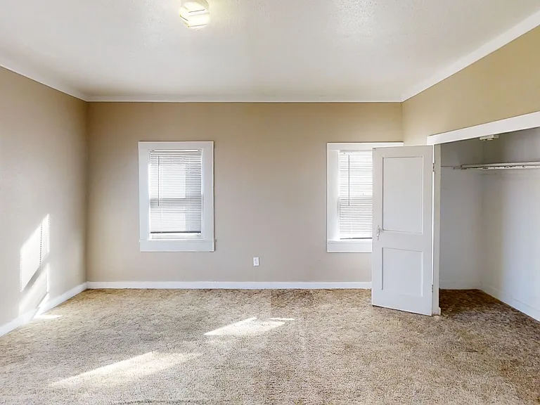 216 S Avenue I #1 — Photo 9