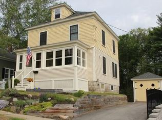 11 Carpenter St, Amesbury, MA 01913