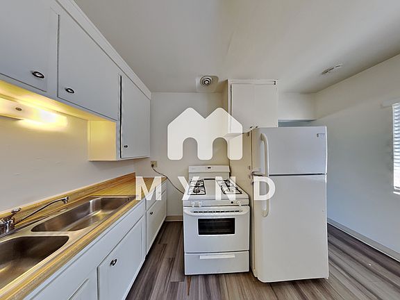 5th image of 10323 Park Ave #10323