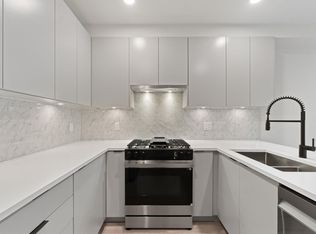 13258 105th Ave #418, Surrey, BC V3T 1Y9