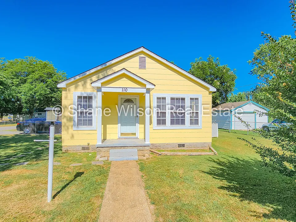 110 Suggs St