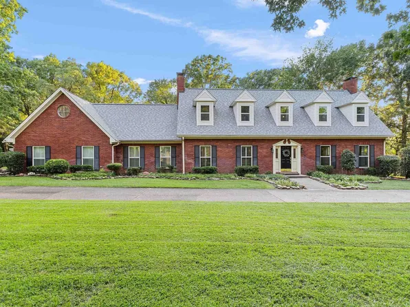 8905 River Ridge Dr, Texarkana, TX 75503