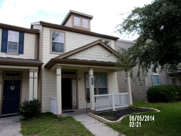23823 Single Oak St, Spring, TX 77373