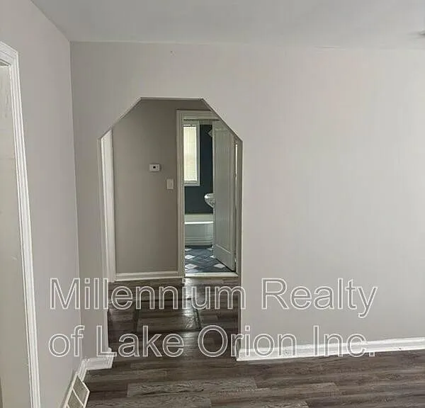 695 1st Ave — Photo 3