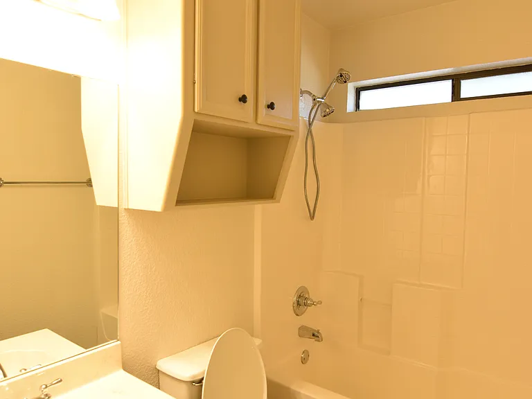 5805 Tropicana Ct — Photo 12