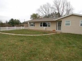 7489 Valley View Rd, Verona, WI 53593
