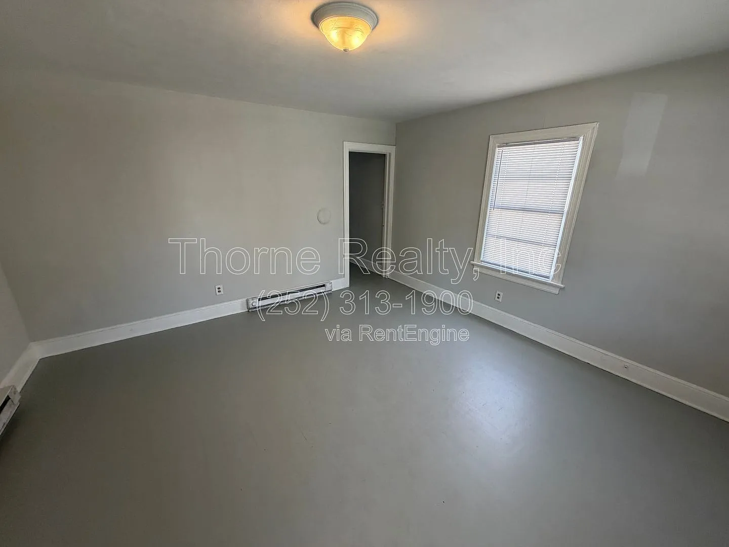 2 bed, 1.0 bath, 888 sqft, $695 — Photo 3