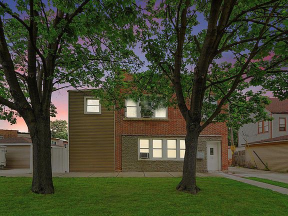 3rd image of 3212 S 50th Ave