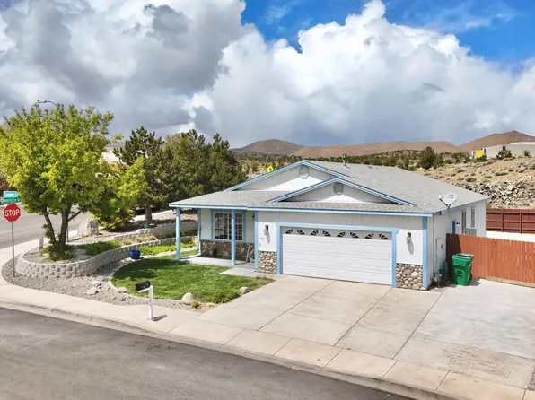 7507 Cezanne Ct, Sun Valley, NV 89433