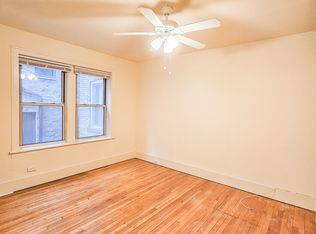 1101 W Roscoe St #19, Chicago, IL 60657