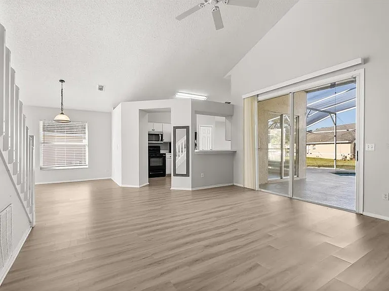 2612 Brookshire Ct — Photo 8