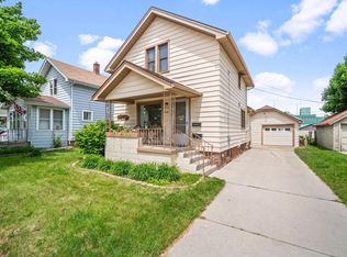 1636 Main Ave, Sheboygan, WI 53083