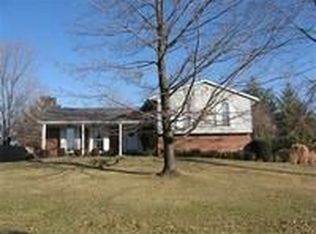 3384 Triplecrown Dr, North Bend, OH