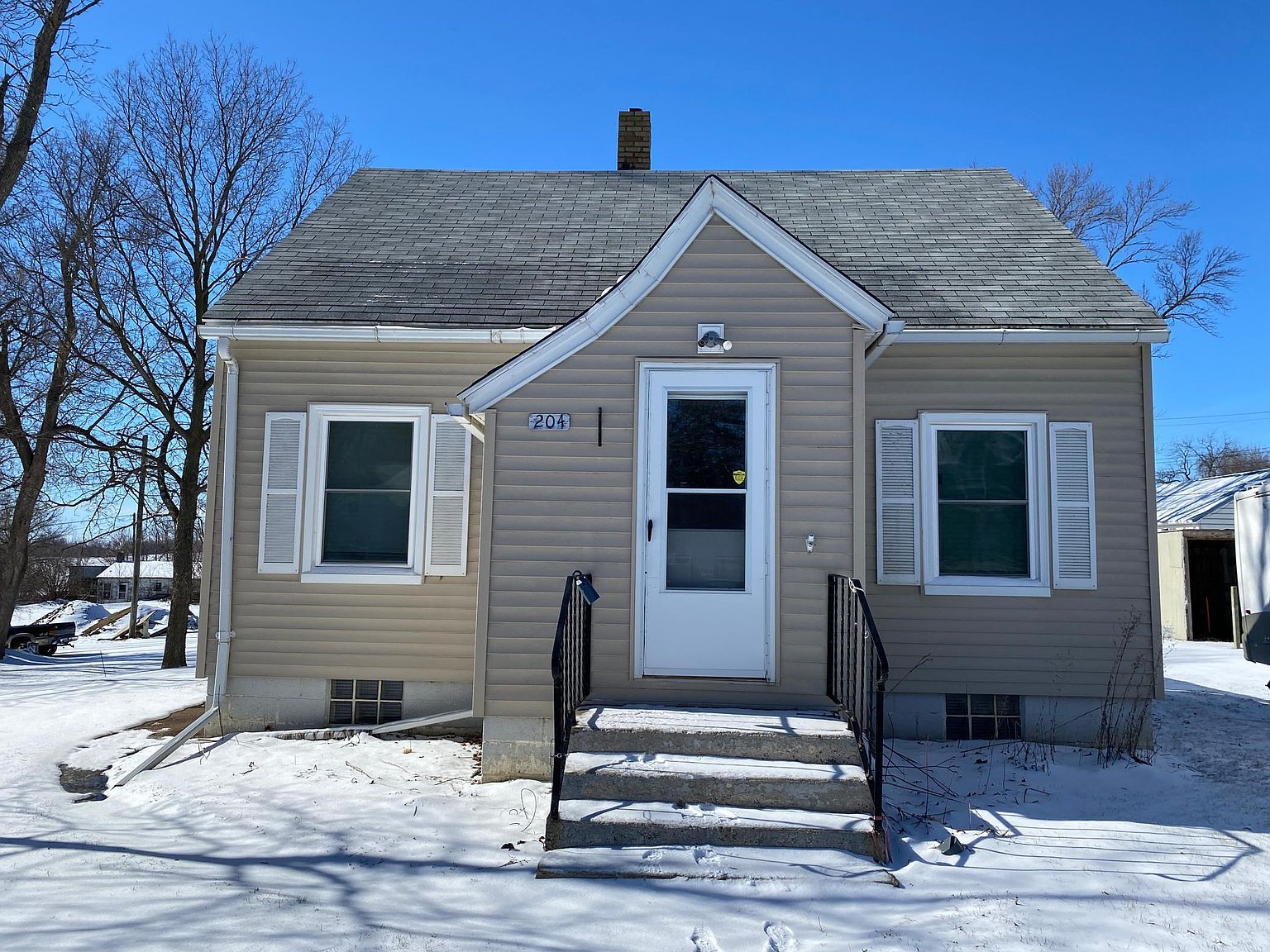 204 2nd St S, Kiester, MN 56051 MLS 6471382 Zillow