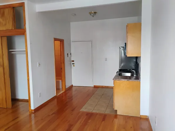 43 Saint Mark's Place image 1 of 7