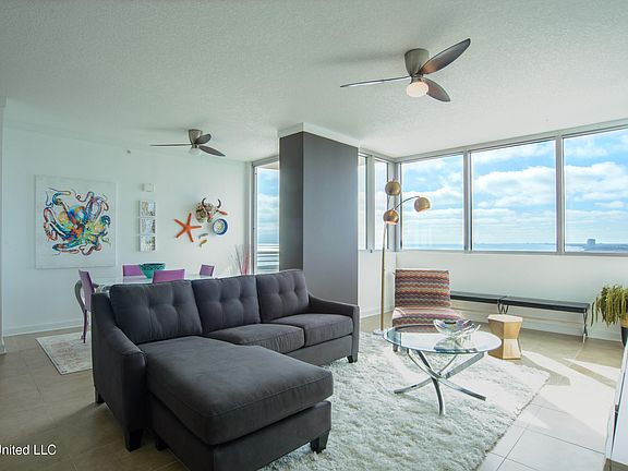 2nd image of 2060 Beach Blvd Unit 1403
