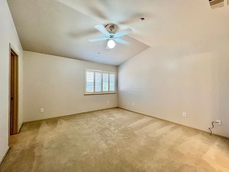 1924 Shurtleff Ave — Photo 18