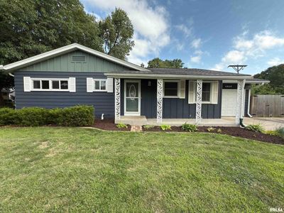 1525 Elmwood Ave, Bettendorf, IA, 52722