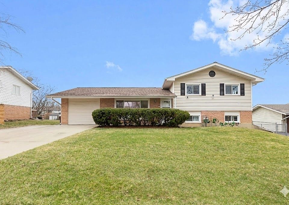 1st image of 1910 Ashley Rd