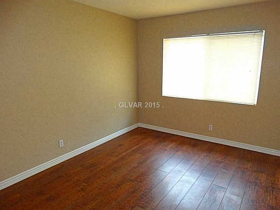 3rd image of 3001 Mason Ave
