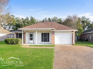 1908 Christine Dr, Jackson, MS 39272