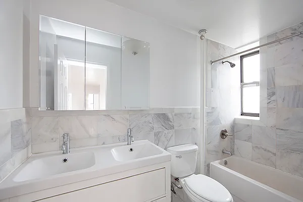 Rented by R New York | media 16