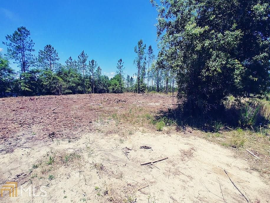 1st image of 90 Plantation Ln